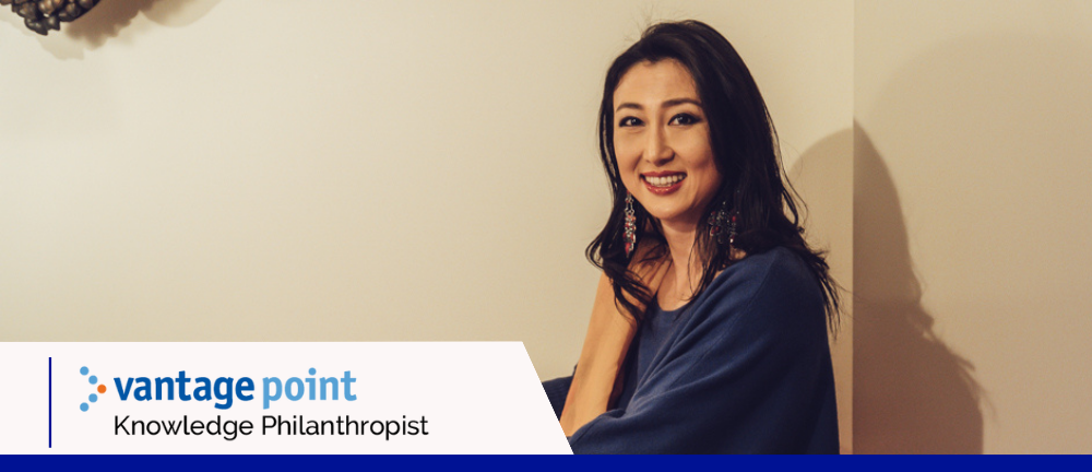 Sara is awarded a Knowledge Philanthropist Badge with Vantage Point